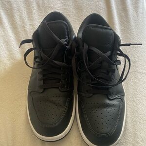 Nike air jordan1 low se elephant print 10.5